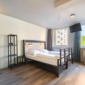 2* Отель A&o Frankfurt Galluswarte